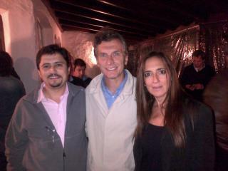 walterbaccarini's tweet photo. @LUCIOQUINTOTEZO presidente de @propergamino y @mangelesconti de Dialogo Pergaminense con @mauriciomacri En Tandil http://t.co/OFzKxz8ezW