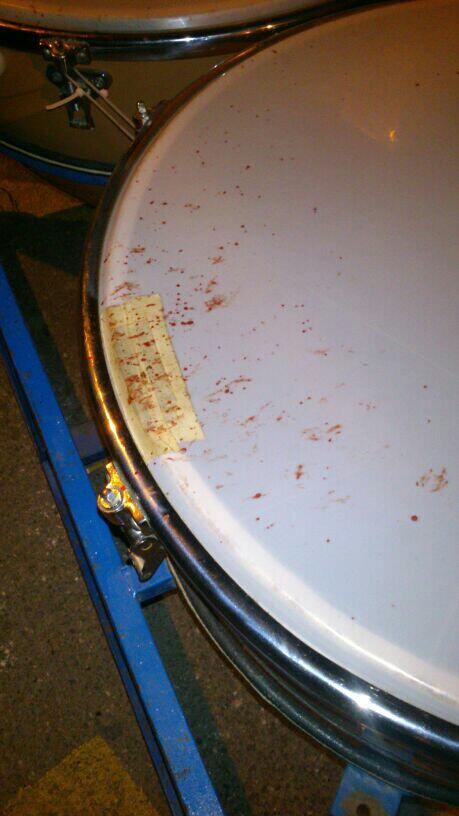 chabacanaband's tweet photo. Nos dejamos la piel http://t.co/1tqtLFImsA