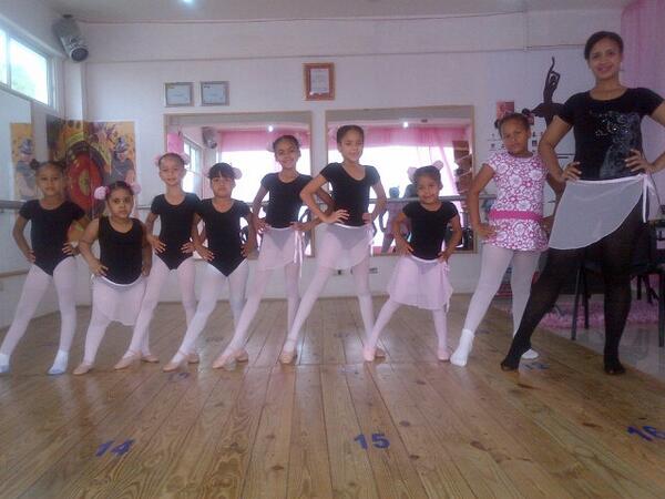 Anyilove1989's tweet image. Escuela Arte y Cultura Salcedo