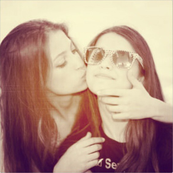 Afra &amp; Gizem barıştıklarına çok sevindik :)