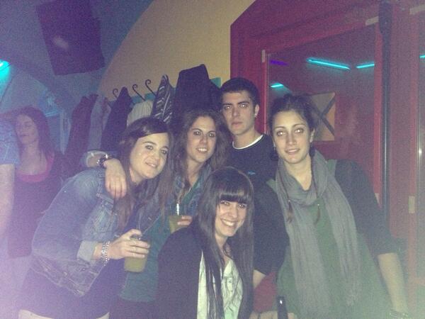 maialenlizarron's tweet photo. Calpurnia!! @EstherBeasoain @Sara92l @UxuMuro @aitor93zi @leyre_25 http://t.co/AtOgdjNXYf