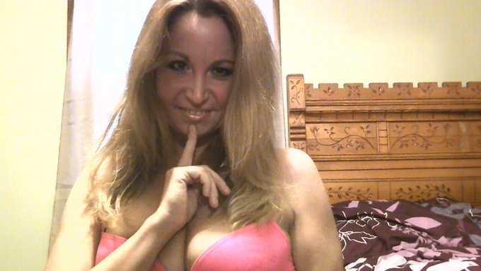 And a face pic :) http://t.co/Sx3jhI0OnM<a href="/tag/apclips"class="tags"><span>#apclips</span></a>