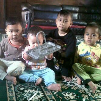 bungaoccy's tweet image. Keponakan ku