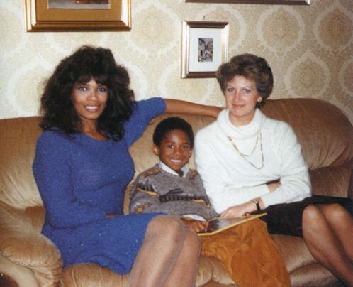 BJdzuBDCIAAmlat.jpg:large