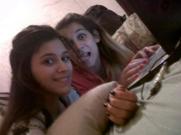 LuanaSofio's tweet photo. Con una loca ♥ http://t.co/d62gqUdolf