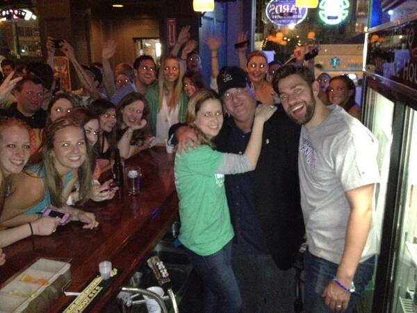 jennafischer's tweet photo. ...cuz a Scranton party don't stop! http://t.co/WNZrSV4Hxr