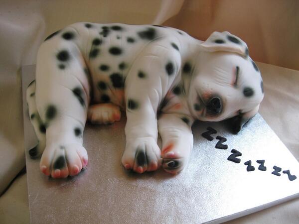 ukbiglad82's tweet photo. Who could eat a cake when it looks like this......... http://t.co/3lvsM9SNw0