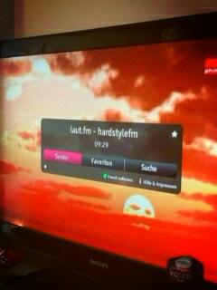 raoul199's tweet photo. Hardstylefm luisteren http://t.co/cyKHCp2u3f