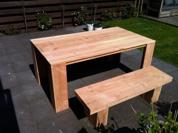 LocaLounge's tweet photo. RT @nicvanrij: Zo de doe het zelf #LocaLounge picknickset is al klaar! http://t.co/5gyR6WWPJt