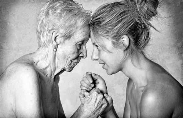 TheCryptoSquire's tweet photo. RT si tu también tienes la mejor madre del mundo. ¡Feliz Día de la Madre! ¡Felicidades Mama!. http://t.co/4YiVcx4Py5