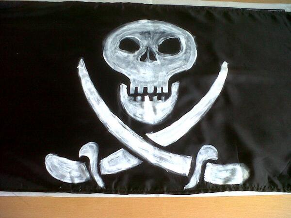 corradinivale's tweet image. In casa #canarina si é materializzata bandiera pirata. #paliodelgolfo