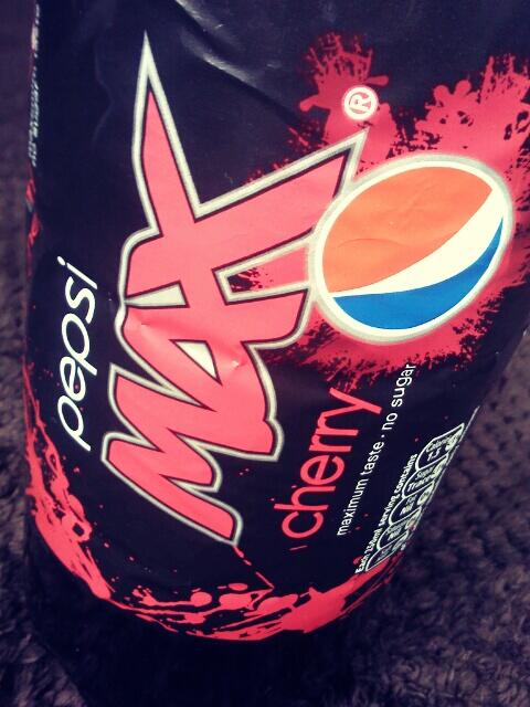 RetroGameTech's tweet image. Discovered and consumed most of this last night. #BestPepsiEver #NeedMoar