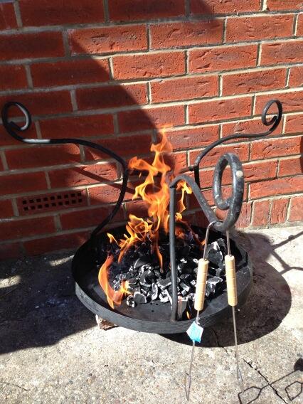 CTGnutrition's tweet photo. Our home made BBQ here at change the game #whatdoeseveryonethink #meat #bbq http://t.co/MdF6t3HTqX