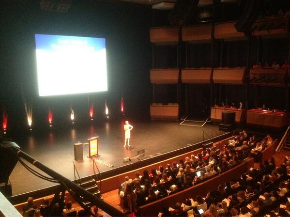 natalieataggart's tweet photo. 10 small changes with @kerigans so helpful #iinlive http://t.co/vhOol2d2aQ