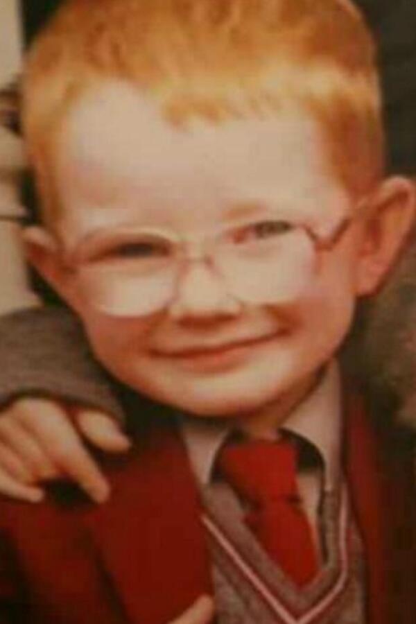techily's tweet photo. THIS IS EDSHEERAN WHEN HE WAS LITTLE IM CRYING AWE http://t.co/ZtiYaCmnTx