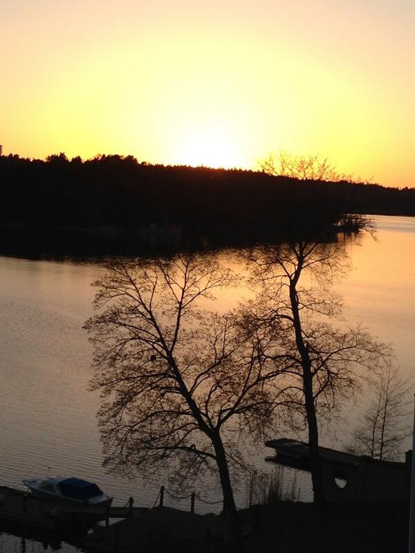 BirgitHoltskog's tweet image. Sunset @ Kevinge Strand