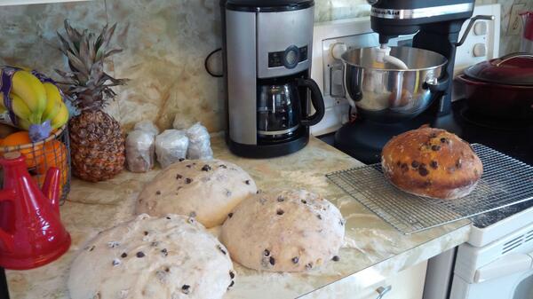New mixer. Had to make sure it worked. Yup! #3DaysToForty!!!!! #BlackBeauty #Bread #TBayFoodies