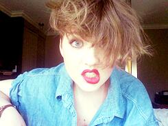 WirterClare's tweet photo. tweets: it cut how do you like it http://t.co/GxqKepjx2M