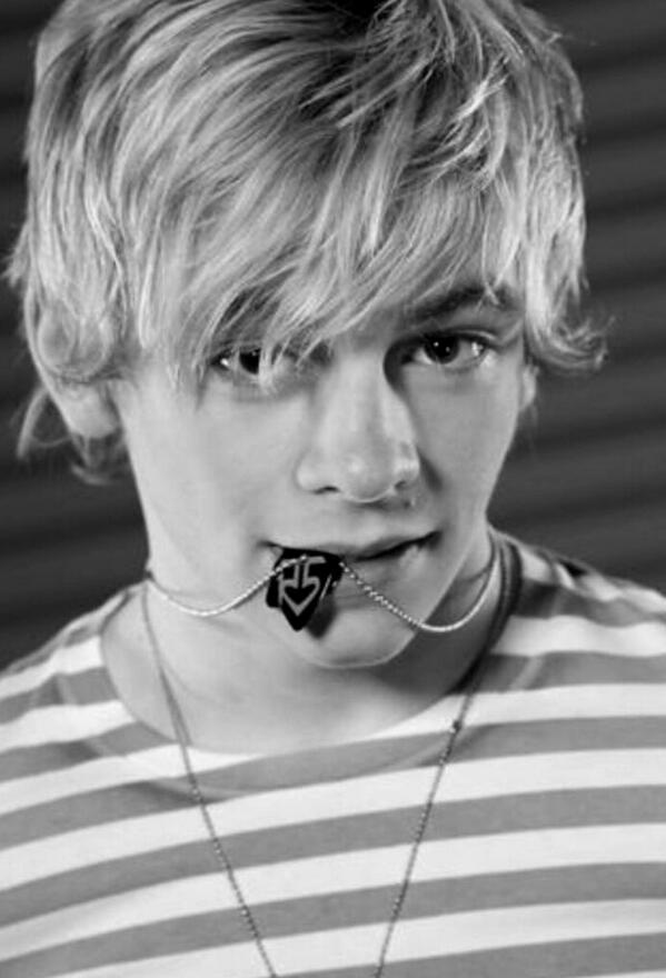 DrewRyansEA's tweet photo. @LeighEAx Okay c: http://t.co/Zcoo6SAfYL