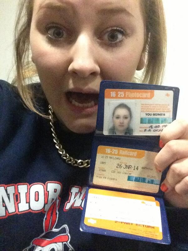 francescavickrs's tweet image. @JenniferrLobo I'll have a one way ticket to banterbury please #thirdoff #16to25 #noreturn