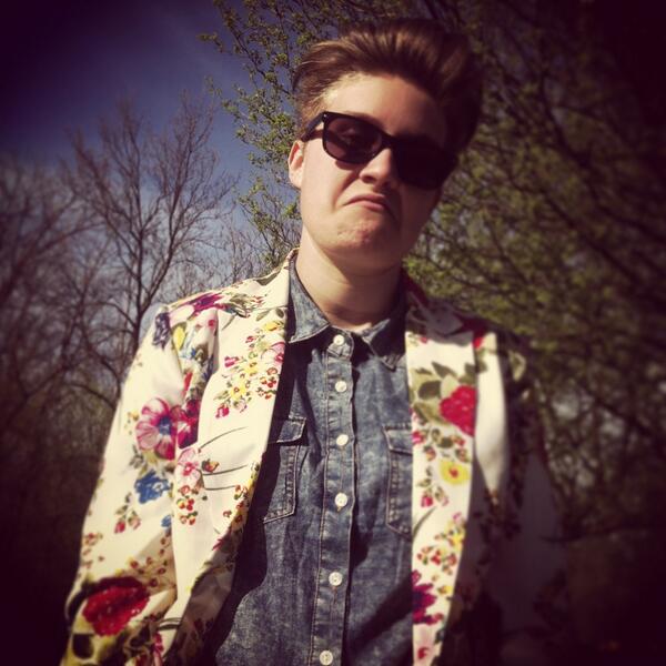 KessCarpenter's tweet photo. Still hate everything more than Pete Townshend hates Led Zeppelin, now with 50% more floral print. http://t.co/Mmb8PZQpNP