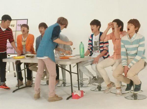bestIdolone's tweet photo. 고기 줍쇼~ 뭐든지 할 수 있습니다!!! http://t.co/RaDxLRUyY0