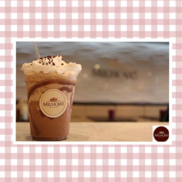 keke_man's tweet photo. Nuestras bebidas en @milhojascafe http://t.co/2kAWRRrxNT