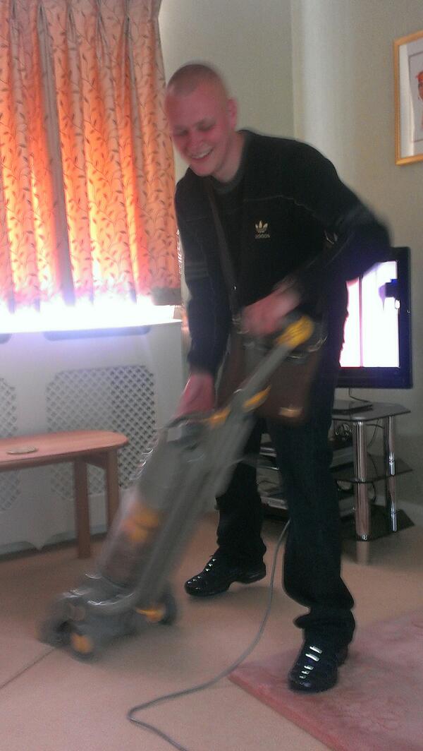 SRutter11's tweet image. What goes on in our heads #writoff @TommyEvoEFC