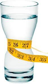 dietcenterksa's tweet image. استهلاك كوب الى كوبين من الماء قبل الوجبة الرئيسية يسد الشهية ويؤدي الى تناول كميات أقل من الطعام #رشاقة #دايت #وزن