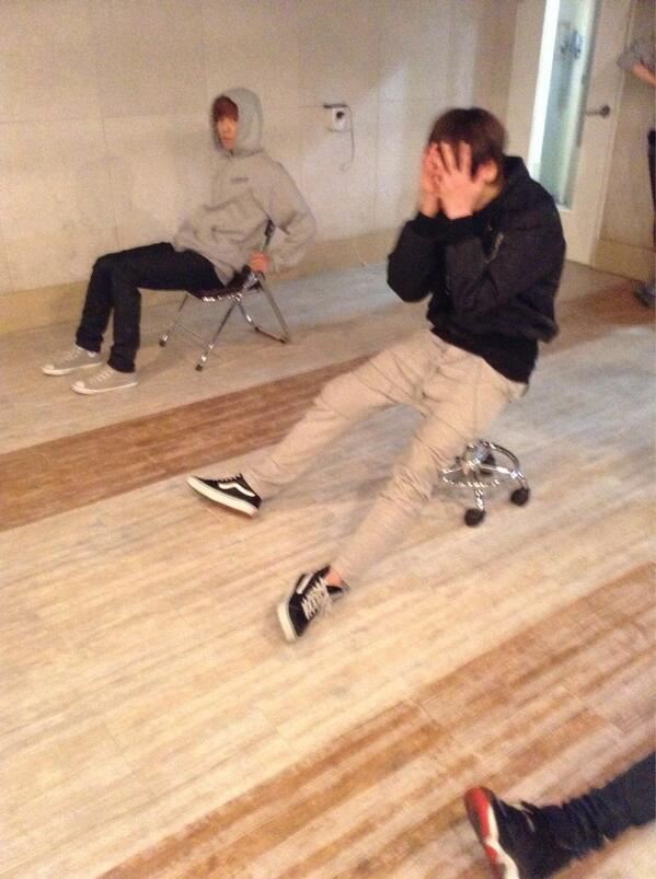 니엘군이 괴로운가 봅니다.