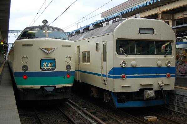 最近の電車ださいから昔のかっこいい電車の画像貼る hashtag on Twitter