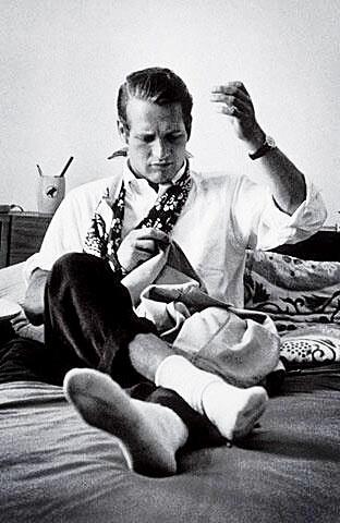 yvonnejiann's tweet image. Paul Newman . Sewing . Of course #theydontmakemanlikethisanymore #nothingwrong with #poutylips