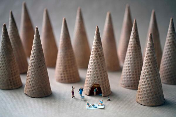 DpMag1's tweet photo. #ARTE Quanto ci piacciono li omini in miniatura di #ChristopherBoffoli!!
Questo il sito:http://t.co/B5Df6WAN4t http://t.co/9JQIpMaRzx