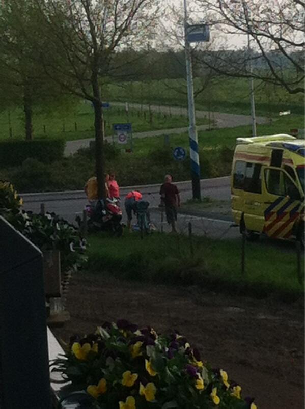 lloyd_vip's tweet photo. Waar blijft @jasperhutten  nou? http://t.co/TxztpOBA9I