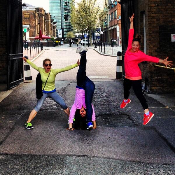paulaledao's tweet photo. What a day! 4 mile run along the Thames, banana pancakes c/o @AimeeRyce, followed by yoga w/ @Cityogi. #mondayfunday http://t.co/F0kuShON4a