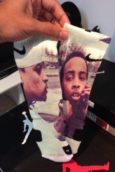 BJnM8jDCQAAX8l8.jpg:large