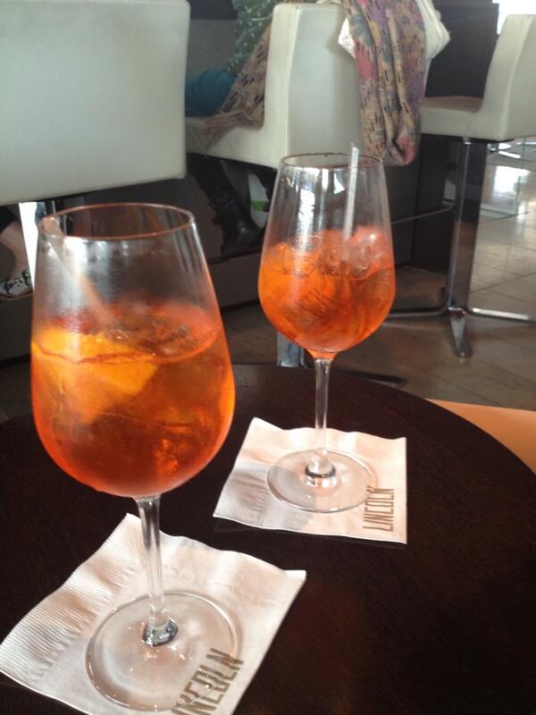Get your drinks ready. RT @kristinconfit: Pre #jbfa Aperol spritz.