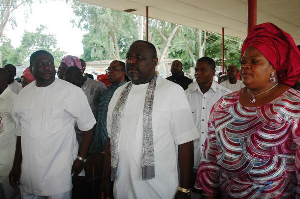 imghowerri's tweet photo. GOV. OKOROCHA, HIS WIFE NNEOMA NKECHI AND DEP. GOV, PRINCE EZE MADUMERE DURING 2ND ANNIVERSARY CHURCH SERVICE http://t.co/qPrhHxzS39