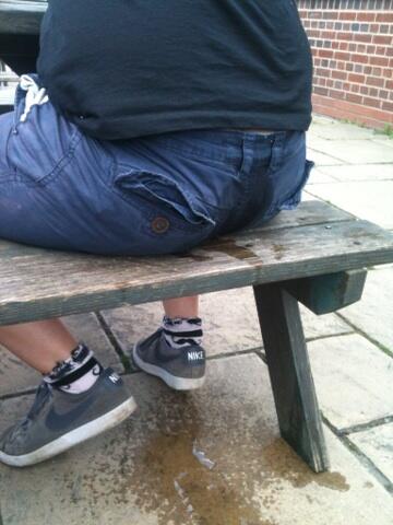 VictoriaBall6's tweet image. @paigewalkerface pissed ya self have ya? ;) #weakbladderproblems