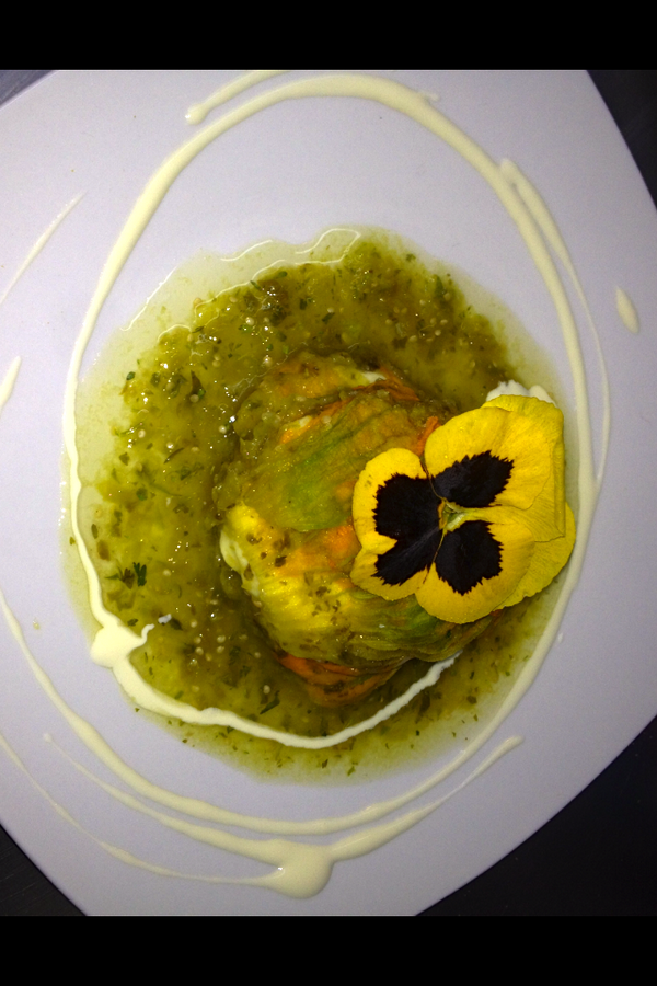 Restaurante Tamayo tweet media