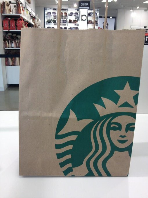 Starbucks loves us @ CK. ☺ http://t.co/P8HnpXj1JX