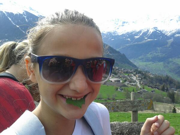 Year6_ISM's tweet image. On our hike we found some wild spinach! EE volunteered to sample... #verbier2013 #spinachstrength