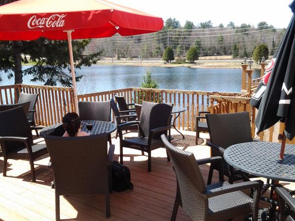Nothin' matters but the weekend. From a Tuesday point-of-view. #switchintoglide #haliburton