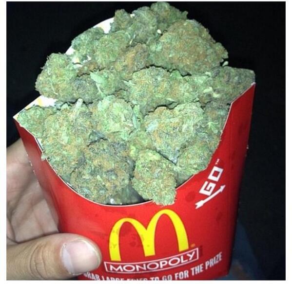SanchezMalcolm's tweet photo. Can I super size? http://t.co/etfXvj9WtV