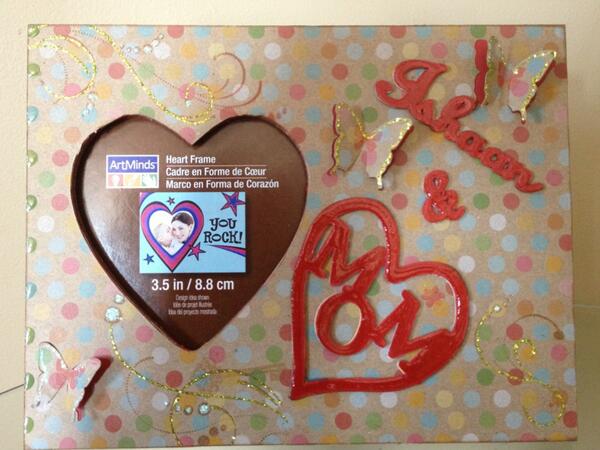 CakesnDecors's tweet photo. Mother day personalized picture frame... Order with your child's name on it.. http://t.co/zSbq28zIpm