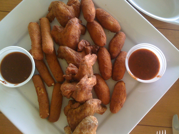 kennelin1's tweet photo. Dios mío q viva la comida rápida!!!! Lol http://t.co/5DhU6TQf91