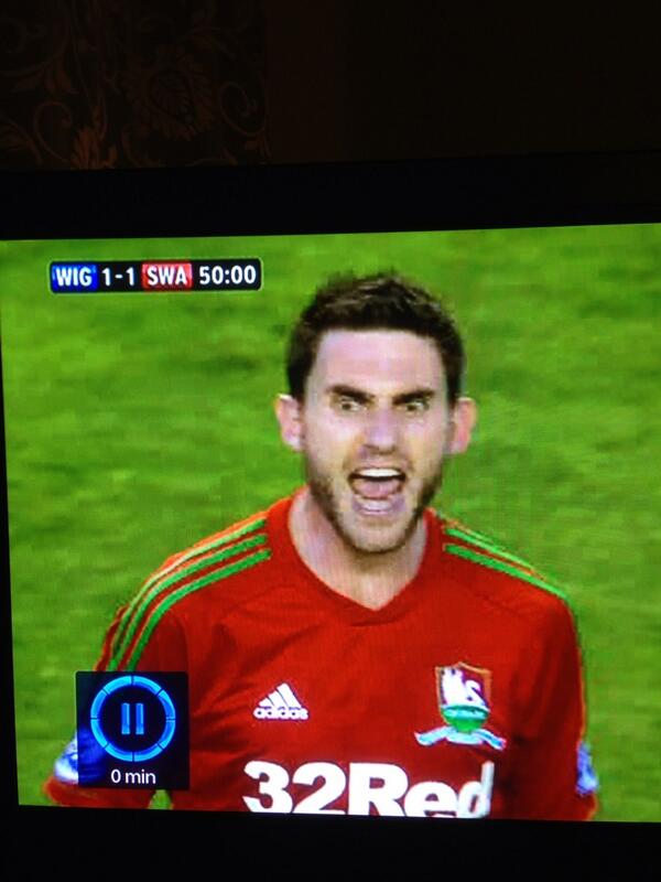 maxmacml's tweet image. You absolute beaut #comeonswans #ncfc