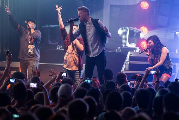 portlandpulp's tweet photo. Photos from the sold-out @PTXofficial show at @CrystalPortland http://t.co/Tls5zUTBkP http://t.co/Ullwrjitkb