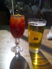 CBick93's tweet photo. Best afternoon, drinks and  amazing company @lindz_94 http://t.co/MIS6ZyFj5d