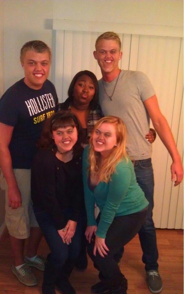 DM0N3YY's tweet image. Oldie but cutie 😂 #cutefriends